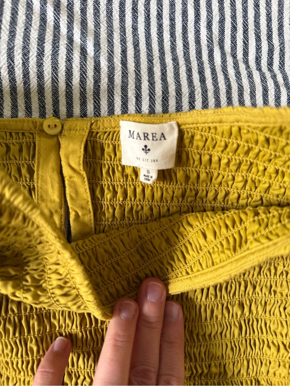 Marea Charlotte chartreuse poplin smocked tank top size S - Picture 2 of 3